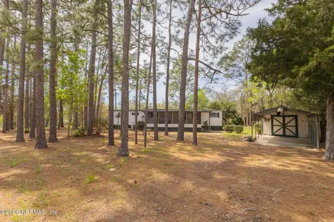121 Venice Drive Interlachen FL 32148