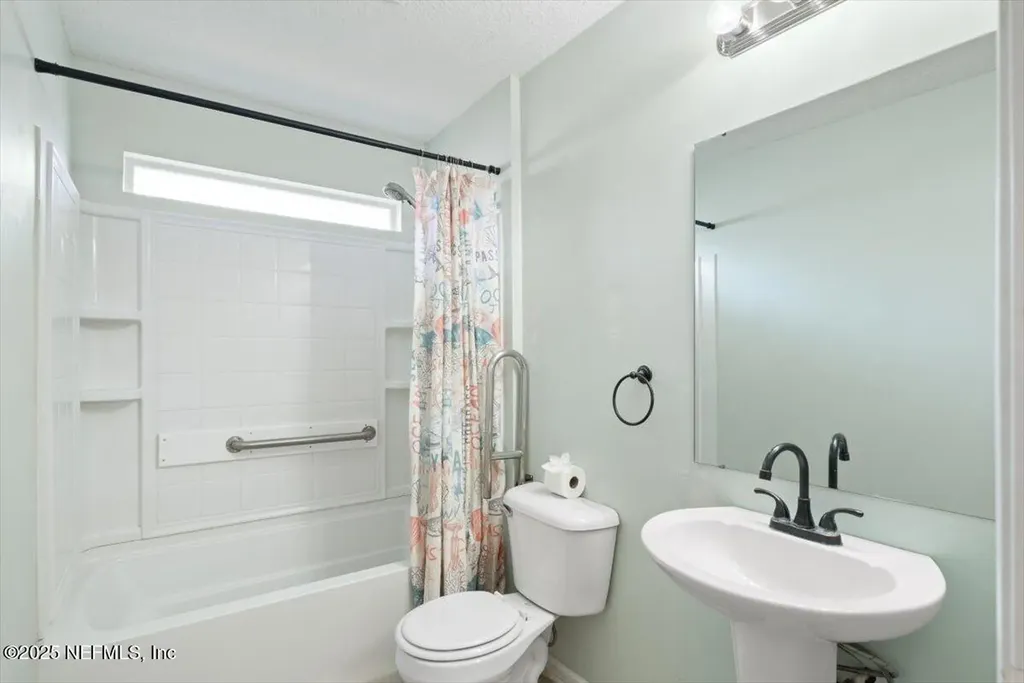 3780 Juliet Leia Circle W Jacksonville FL 32218