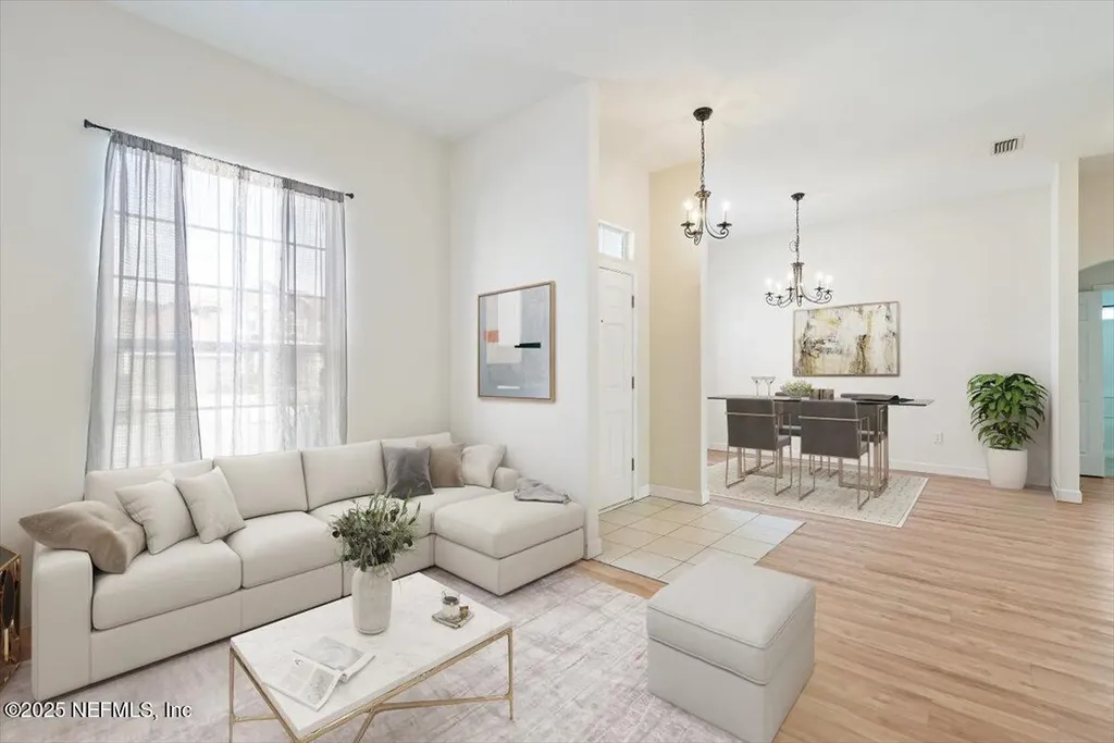 3780 Juliet Leia Circle W Jacksonville FL 32218