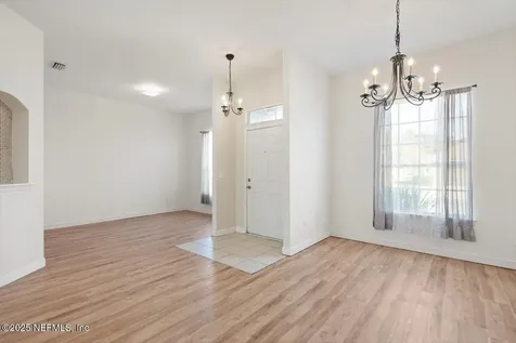 3780 Juliet Leia Circle W Jacksonville FL 32218