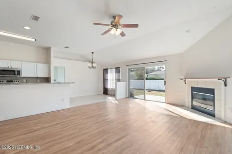 3780 Juliet Leia Circle W Jacksonville FL 32218