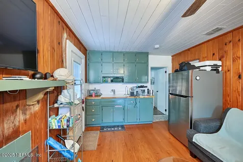 1907 Penman Road Jacksonville Beach FL 32250