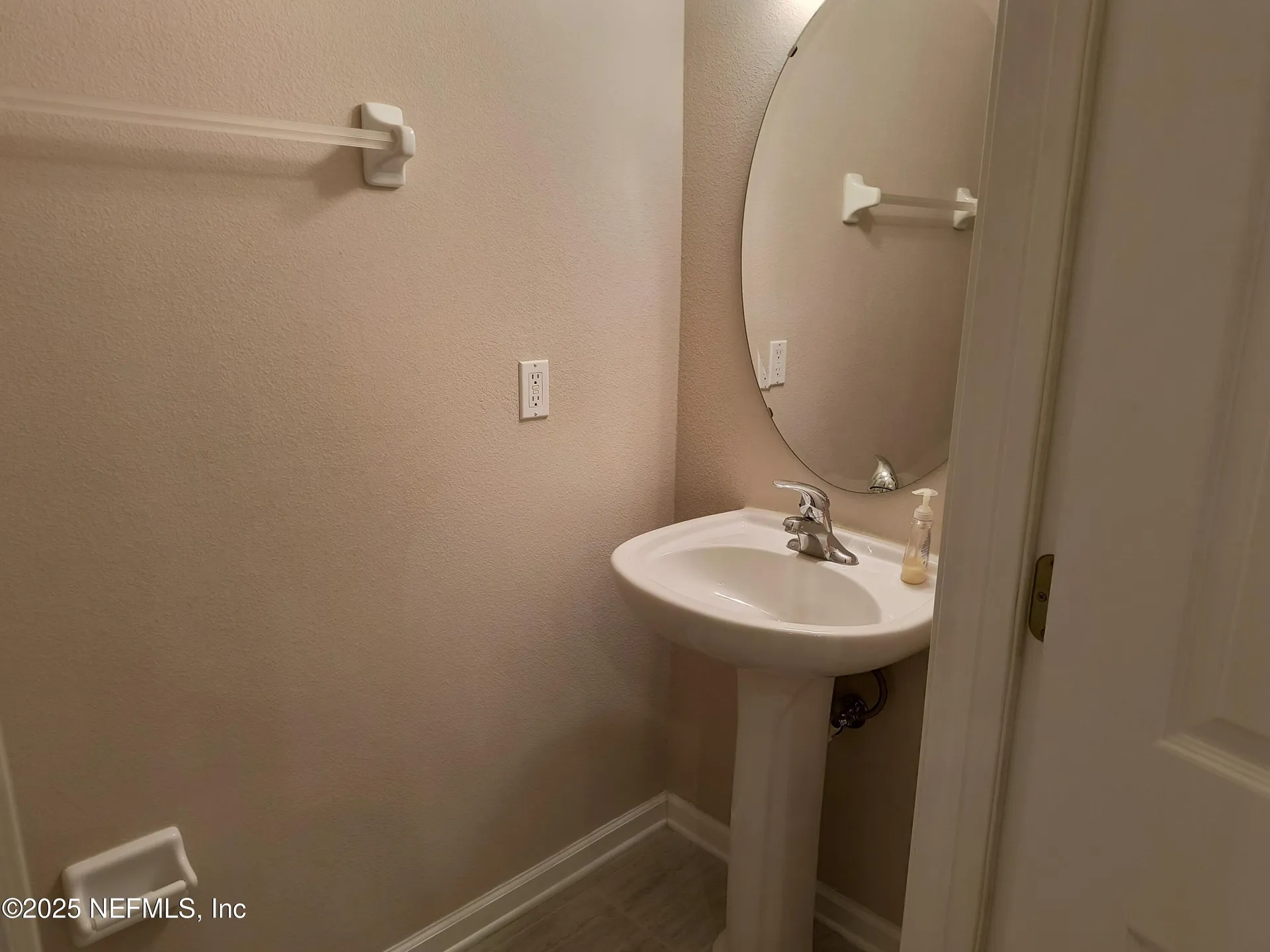3253 Climbing Ivy Trail Jacksonville FL 32216