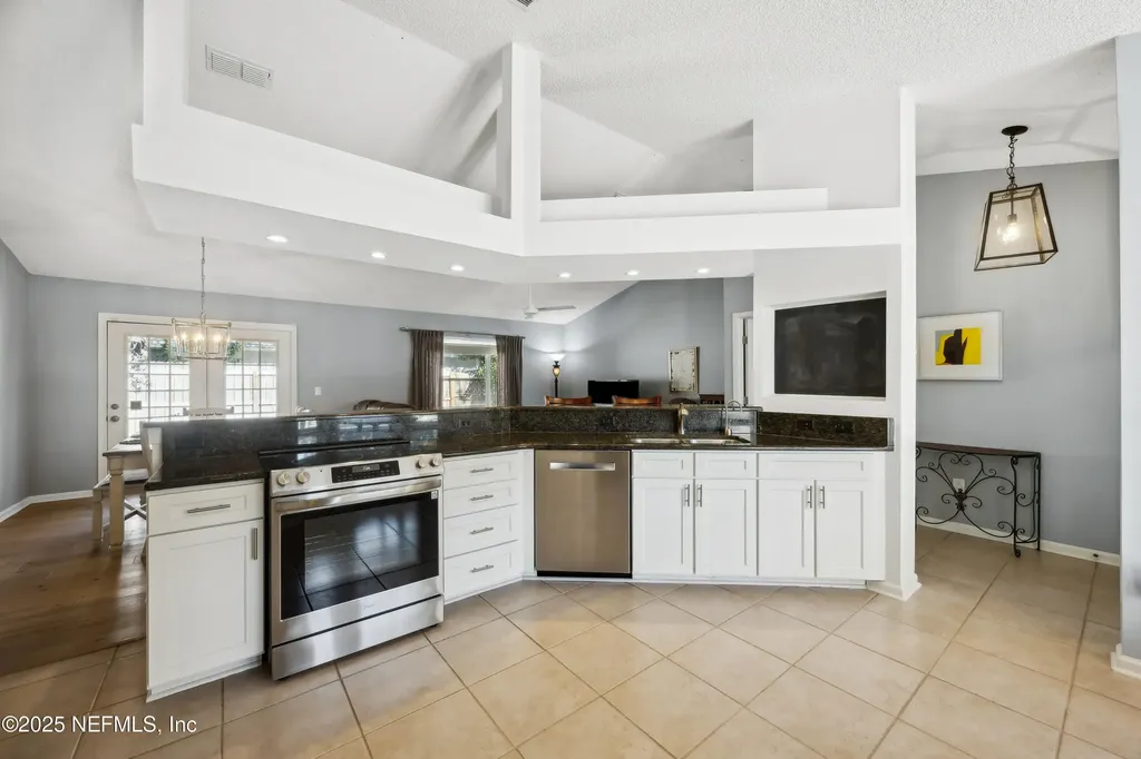 2107 Whitfield Drive Fernandina Beach FL 32034