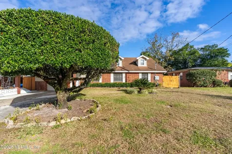 5741 Lake Lucina Drive N Jacksonville FL 32211