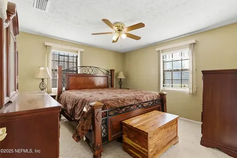 5741 Lake Lucina Drive N Jacksonville FL 32211
