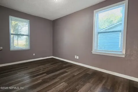 2058 W 40th Street Jacksonville FL 32209