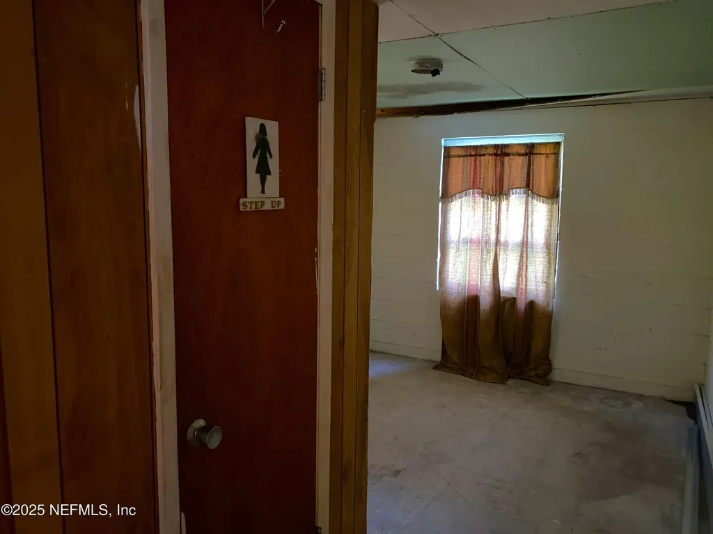 228 Yelvington Road East Palatka FL 32131
