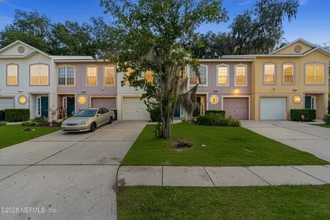 8253 Halls Hammock Court Jacksonville FL 32244