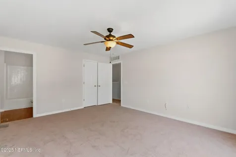 8253 Halls Hammock Court Jacksonville FL 32244