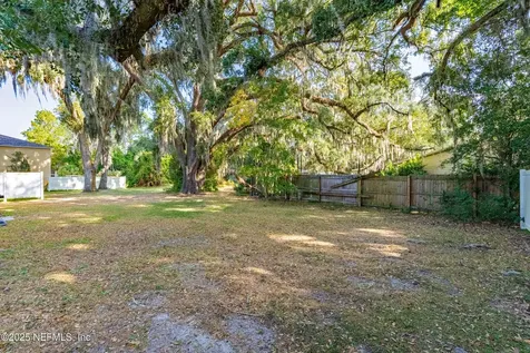 8253 Halls Hammock Court Jacksonville FL 32244