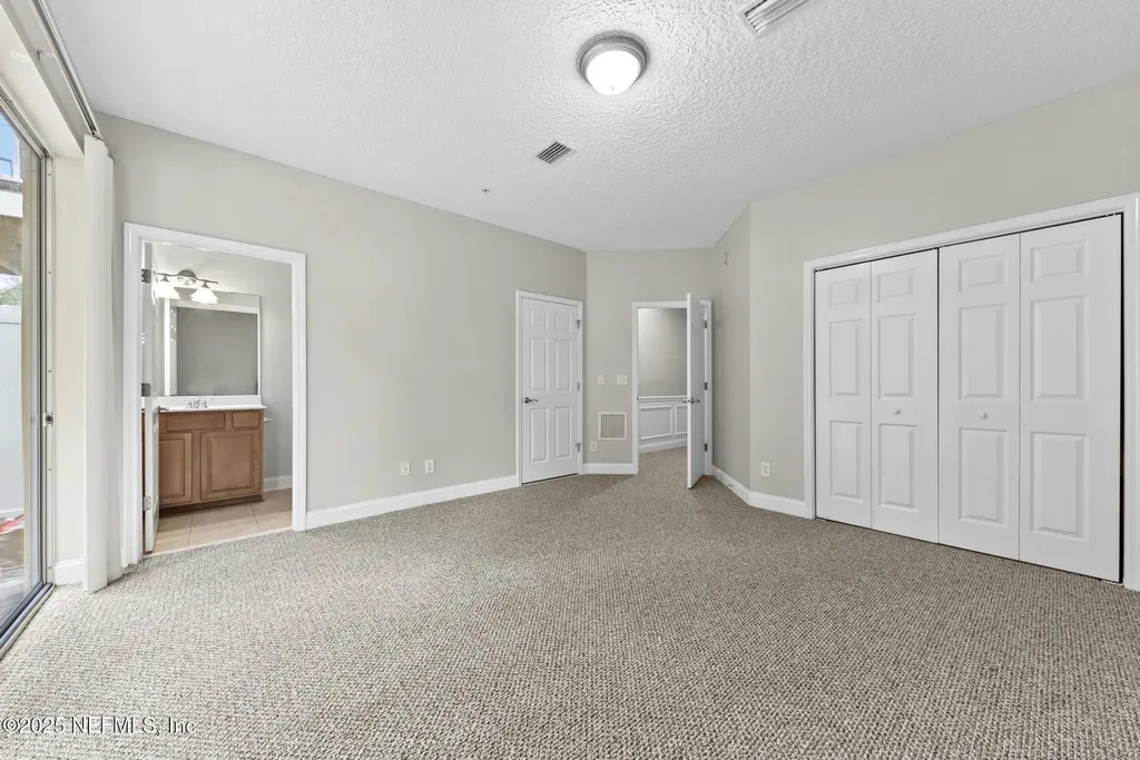4510 Congressional Drive Jacksonville FL 32246