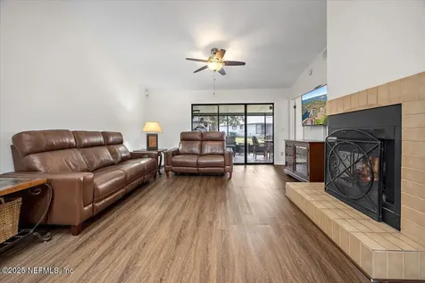 2359 Jadestone Court Jacksonville FL 32246