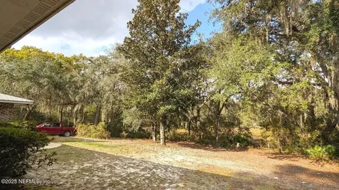 137 Tallow Road Pomona Park FL 32181