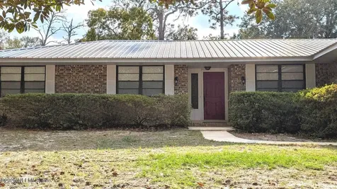 137 Tallow Road Pomona Park FL 32181
