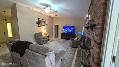 137 Tallow Road Pomona Park FL 32181