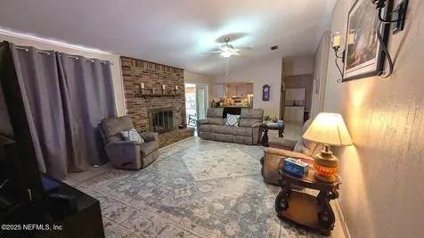 137 Tallow Road Pomona Park FL 32181