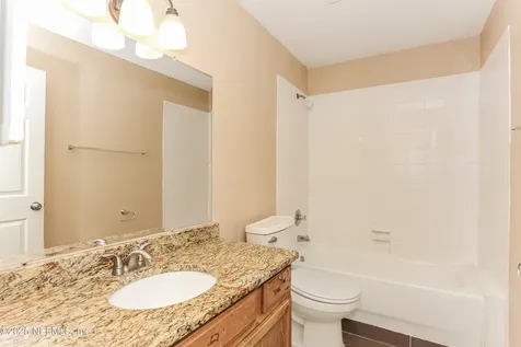 5054 Knightsbridge Circle N Jacksonville FL 32244