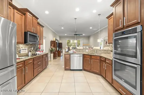 72 Bradford Lake Circle Jacksonville FL 32218