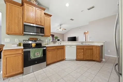 2700 Creekfront Drive Green Cove Springs FL 32043