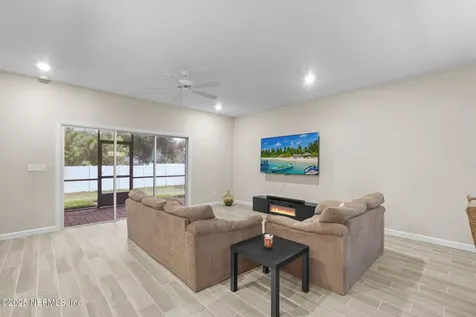 9880 Melrose Creek Drive Jacksonville FL 32222