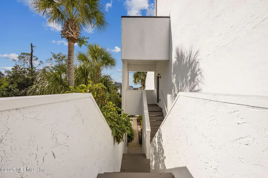 18 Cove Road Ponte Vedra Beach FL 32082