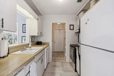 398 Madruga Avenue St. Augustine FL 32086