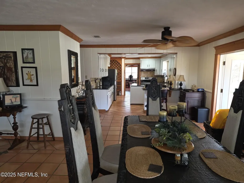 721 Bunnell Road Seville FL 32190