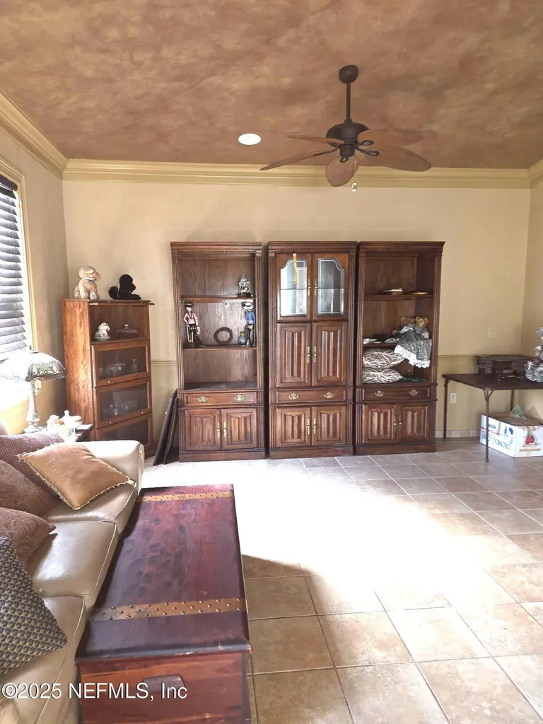 721 Bunnell Road Seville FL 32190