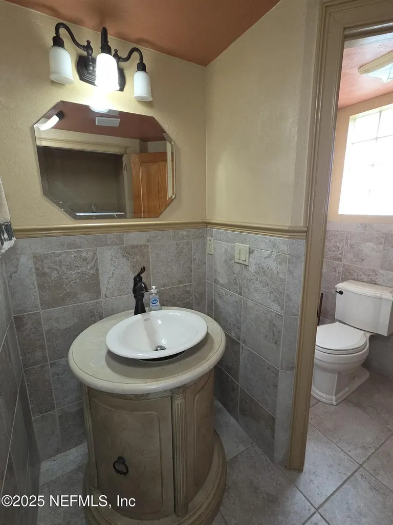 721 Bunnell Road Seville FL 32190