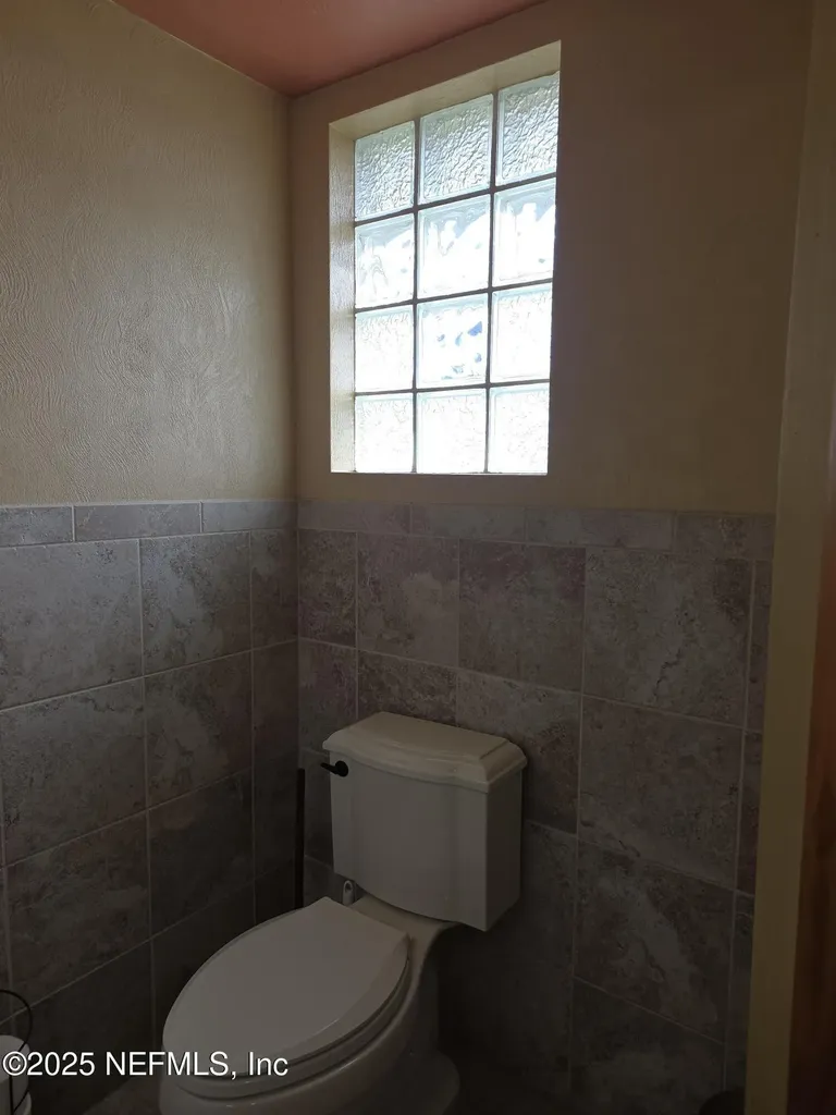 721 Bunnell Road Seville FL 32190