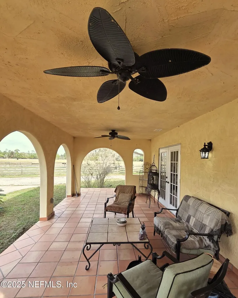 721 Bunnell Road Seville FL 32190