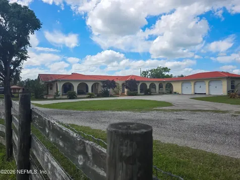 721 Bunnell Road Seville FL 32190