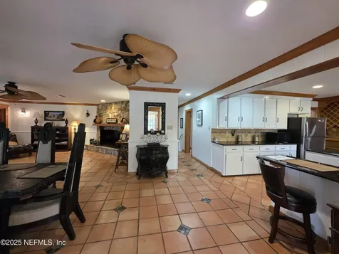 721 Bunnell Road Seville FL 32190