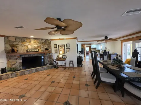 721 Bunnell Road Seville FL 32190