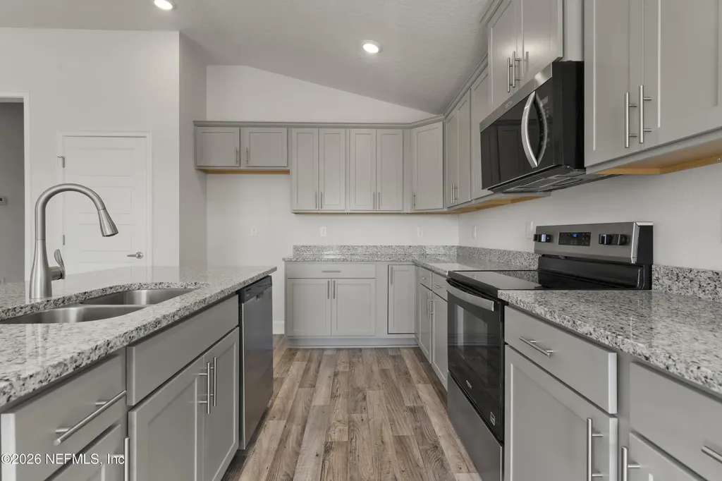 3386 Meadow Ridge Place Green Cove Springs FL 32043