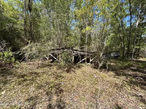 15672 County Road 108 Hilliard FL 32046