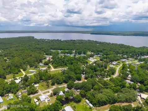 257 Tarpon Boulevard Palatka FL 32177