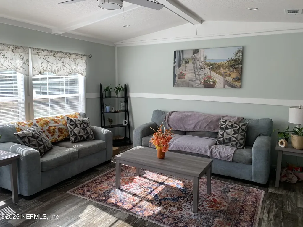 132 Lake Lucy Court Interlachen FL 32148