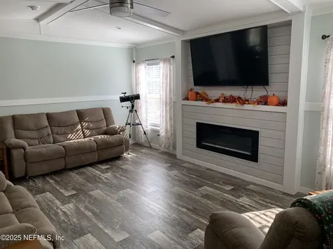 132 Lake Lucy Court Interlachen FL 32148