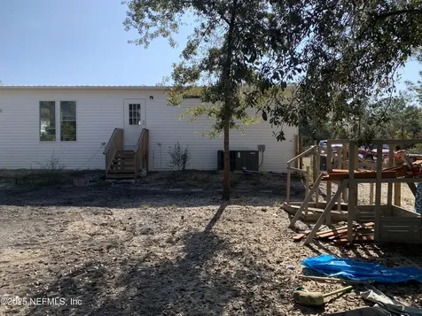 132 Lake Lucy Court Interlachen FL 32148