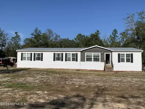 132 Lake Lucy Court Interlachen FL 32148