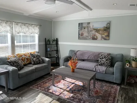 132 Lake Lucy Court Interlachen FL 32148