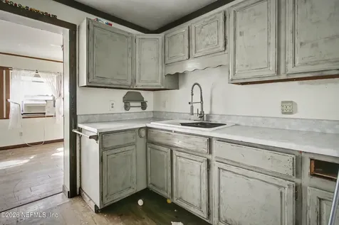 18152 SW 111th Street Brooker FL 32662