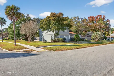 1808 Starwan Road E Jacksonville FL 32211