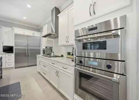 4 Summer Court Jacksonville Beach FL 32250