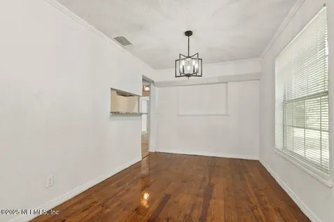 5728 Iris Boulevard Jacksonville FL 32209