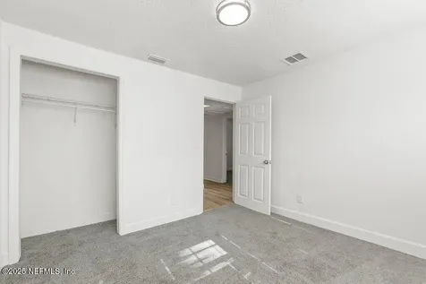 5728 Iris Boulevard Jacksonville FL 32209