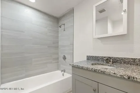 5728 Iris Boulevard Jacksonville FL 32209