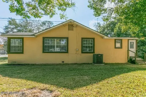 5728 Iris Boulevard Jacksonville FL 32209